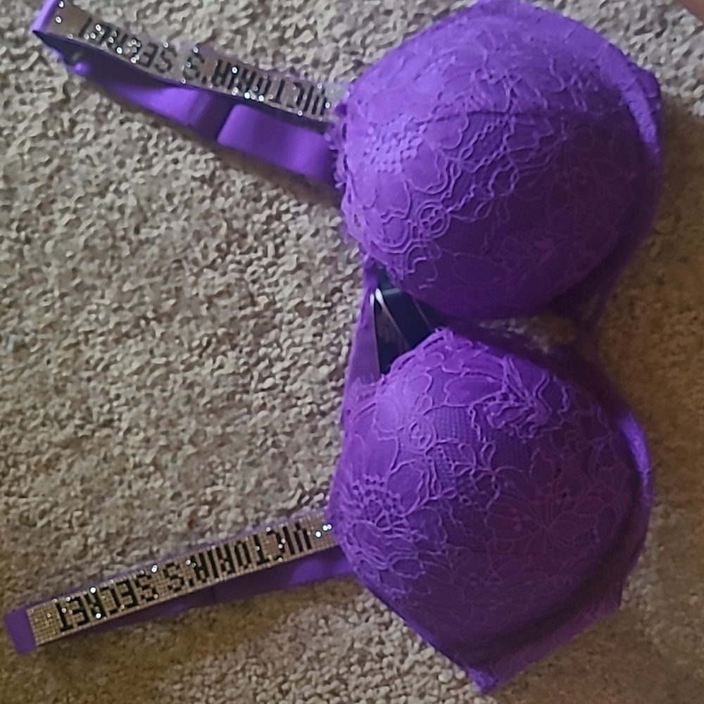 Vs push up bra